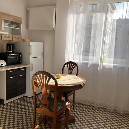 Flat Near Plac Zbawiciela, In Heart Of Warsaw Apartment Bagian luar foto