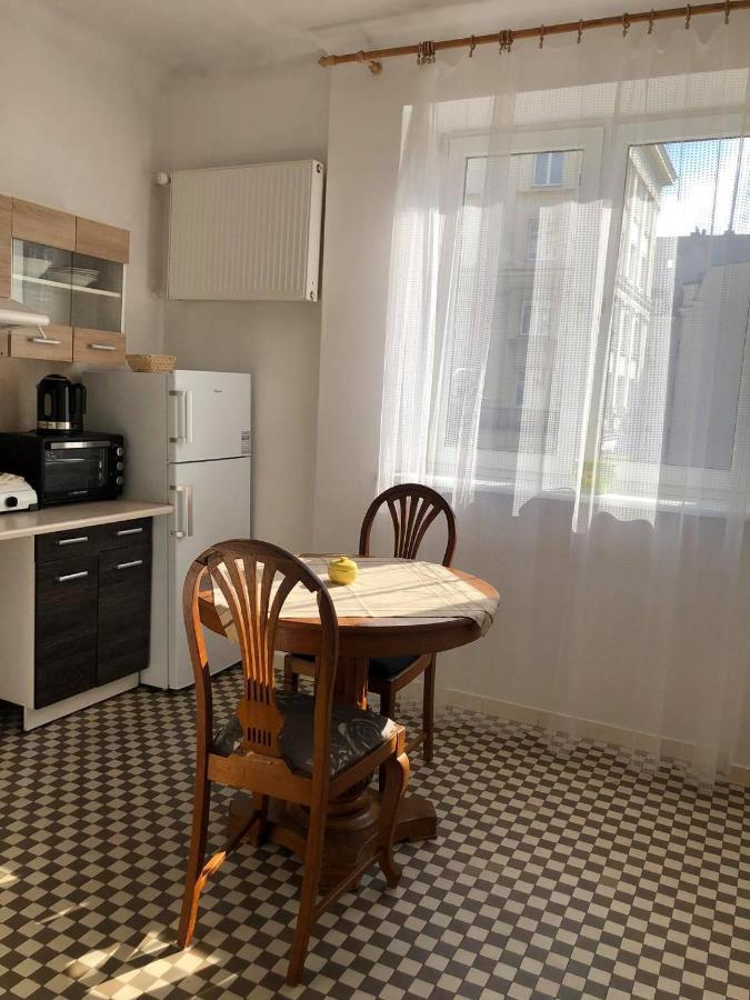 Flat Near Plac Zbawiciela, In Heart Of Warsaw Apartment Bagian luar foto